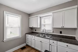 691 S Hampton Rd, Columbus, OH 43213 - Photo 16