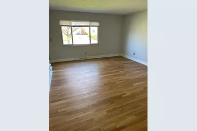 4865 Dierker Road, Columbus, OH 43220 - Photo 4