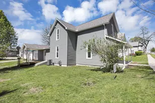 77 S Church St, Thornville, OH 43076 - Photo 10