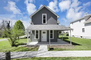 77 S Church St, Thornville, OH 43076 - Photo 1