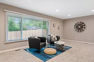 277 S James Rd, Columbus, OH 43213 - Photo 12