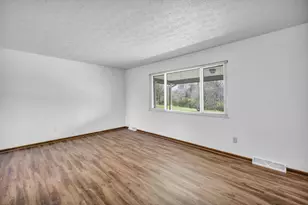 2656 Patterson Rd SW, Pataskala, OH 43062 - Photo 12