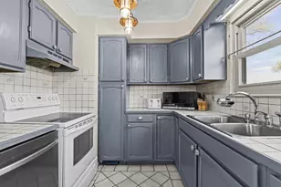 4281 Blythe Rd, Columbus, OH 43224 - Photo 12