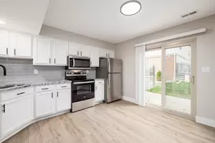 631 Pebble Pl Dr, Delaware, OH 43015 - Photo 10