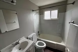 4689 Hilton Ave, Columbus, OH 43228 - Photo 6