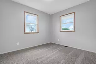 3508 Kenlawn St, Columbus, OH 43224 - Photo 10