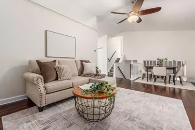 2245 Green Island Drive, Columbus, OH 43228 - Photo 6