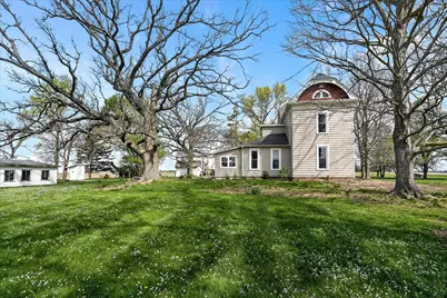 6054 US Highway 62 SW, Washington Court House, OH 43160 - Photo 2