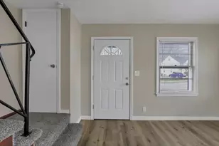 406 Beechtree Rd, Whitehall, OH 43213 - Photo 4