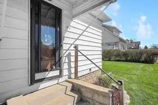 180 W Columbus St, Pickerington, OH 43147 - Photo 4