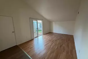 4645 Merrimar Cir E, Columbus, OH 43220 - Photo 8