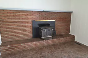 4915 Kresge Dr, Columbus, OH 43232 - Photo 8