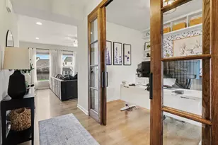 210 Warbler Ln, Plain City, OH 43064 - Photo 4