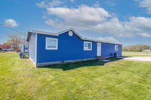 479 Town St, Circleville, OH 43113 - Photo 2