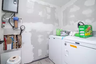 479 Town St, Circleville, OH 43113 - Photo 12