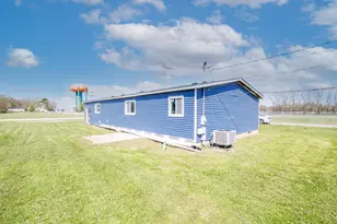 479 Town St, Circleville, OH 43113 - Photo 4