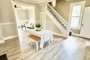 117 N Center St, Mount Vernon, OH 43050 - Photo 2