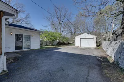 1129 Grandview Avenue, Columbus, OH 43212 - Photo 6