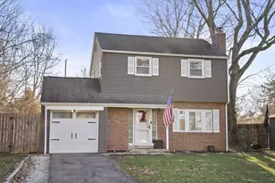 4896 Elks Dr, Columbus, OH 43214 - Photo 2