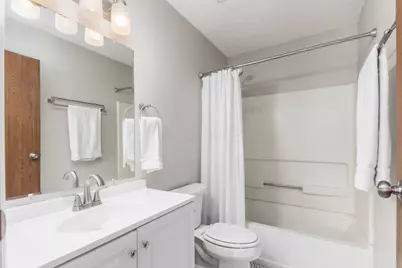 926 Cherry Bud Drive, Columbus, OH 43228 - Photo 18