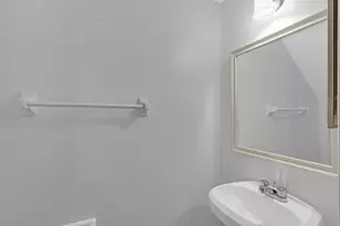 1326 Woodbrook Ln, Columbus, OH 43223 - Photo 12