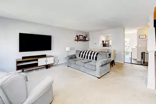 3469 Steiner St, Columbus, OH 43231 - Photo 4