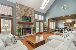 8176 Lake Bluff Ct, Columbus, OH 43235 - Photo 10