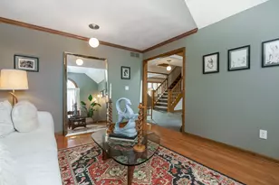 8176 Lake Bluff Ct, Columbus, OH 43235 - Photo 6