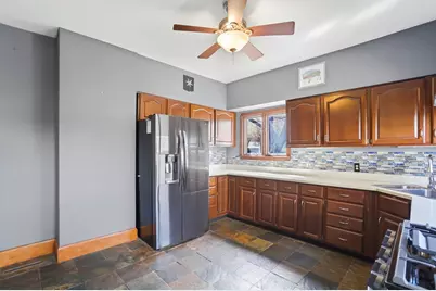 299 N Sandusky Street, Delaware, OH 43015 - Photo 12