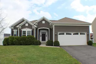 162 Edmonds Dr, Commercial Point, OH 43116 - Photo 1