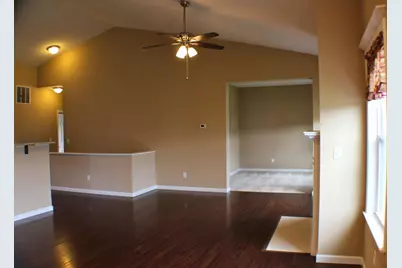 162 Edmonds Drive, Commercial Point, OH 43116 - Photo 8