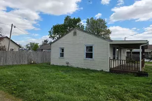 317 Long St, Ashville, OH 43103 - Photo 2