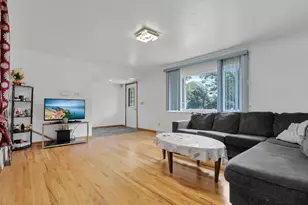 1444 Ironwood Dr, Columbus, OH 43229 - Photo 8