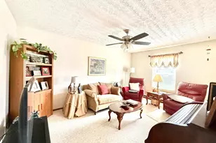 114 Blendon Rd, West Jefferson, OH 43162 - Photo 6