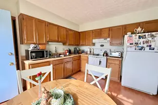 114 Blendon Rd, West Jefferson, OH 43162 - Photo 2