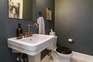 195 E Mithoff St, Columbus, OH 43206 - Photo 16