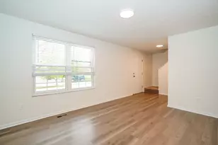 1725 Convair Dr, Galloway, OH 43119 - Photo 4