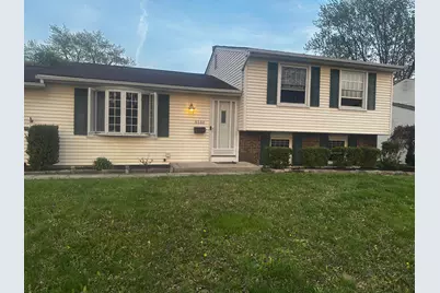 6588 Skywae Drive, Columbus, OH 43229 - Photo 1