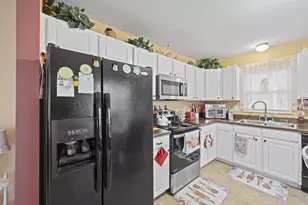 421 Triple Crown Way, Marysville, OH 43040 - Photo 2