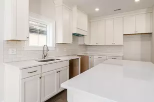 2015 W 5th Ave, Columbus, OH 43212 - Photo 16