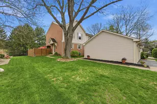 8392 Cliffthorne Way, Columbus, OH 43235 - Photo 2