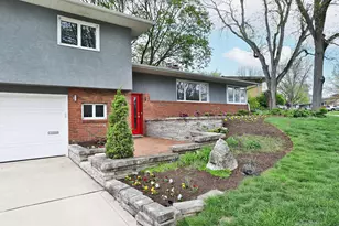 645 Beautyview Ct, Columbus, OH 43214 - Photo 4