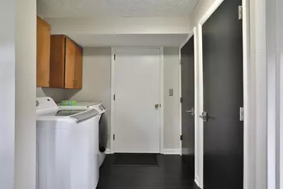 645 Beautyview Court, Columbus, OH 43214 - Photo 46