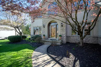 101 Walnut Woods Court, Columbus, OH 43230 - Photo 2