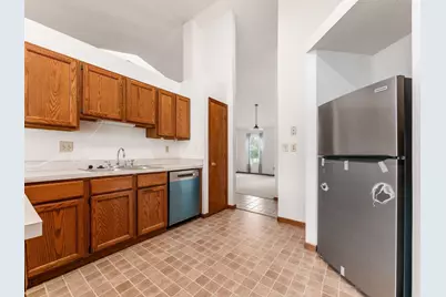 1545 Raspberry Run Drive, Columbus, OH 43204 - Photo 10