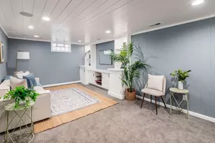 620 E Royal Forest Blvd, Columbus, OH 43214 - Photo 30