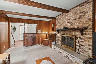 1020 Victoria Drive, Bucyrus, OH 44820 - Photo 2