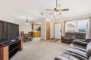 5574 Parkshire Dr, Columbus, OH 43229 - Photo 8