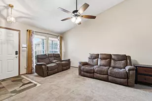 5574 Parkshire Dr, Columbus, OH 43229 - Photo 6