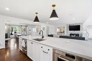 4614 Lanercost Way, Columbus, OH 43220 - Photo 10